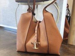 Tod's T Timeless Leather Tote Bag