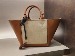 Tod’s Double Up Shopping Bag in Leather and Canvas – Small size.