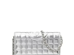 tory-burch-fleming-metallic-square-quilt-chain-wallet-silver