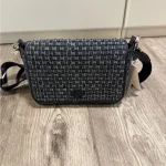 blue-crossbody-bag-with-sophisticated-design